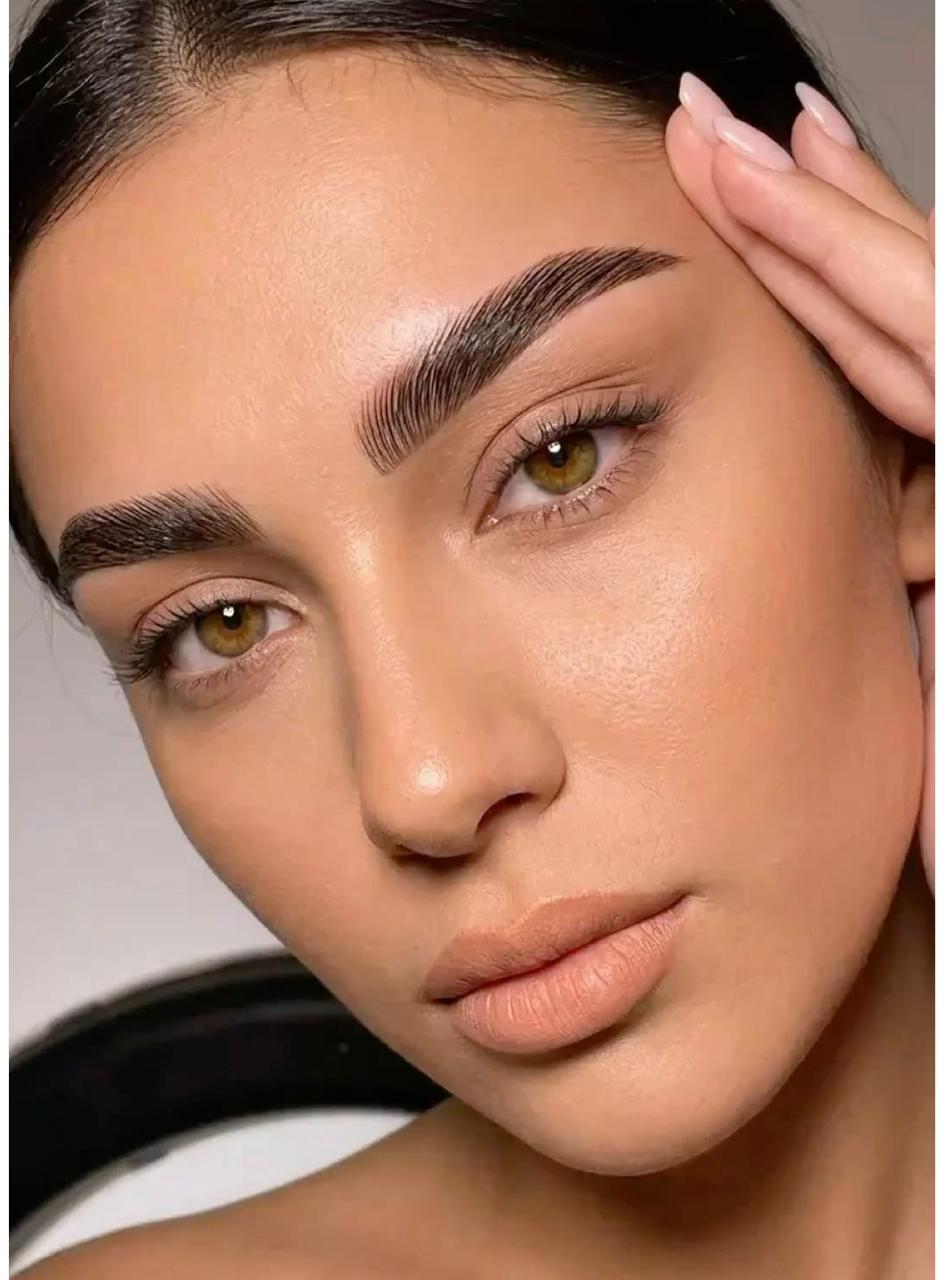 GR Eyebrow