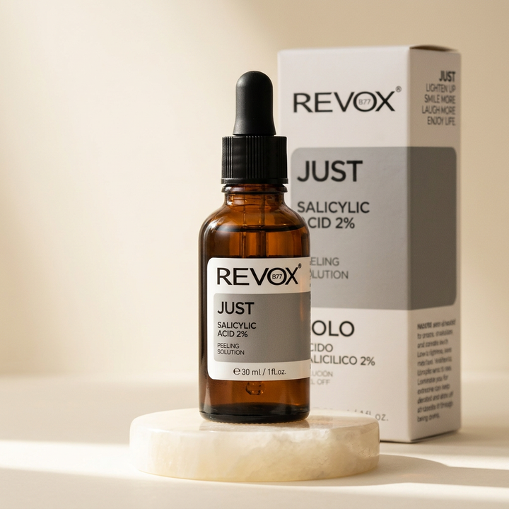 REVOX Salicylic Acid closeup | لقطة قريبة لريفوكس ساليسيليك